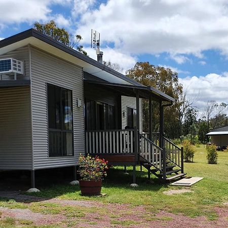 Just Red Wines Cabins Ballandean Exterior photo