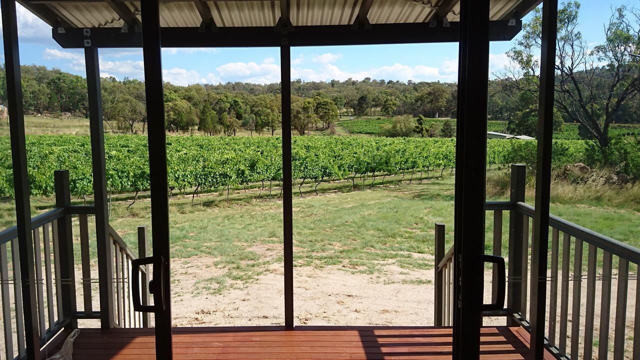 Just Red Wines Cabins Ballandean Exterior photo